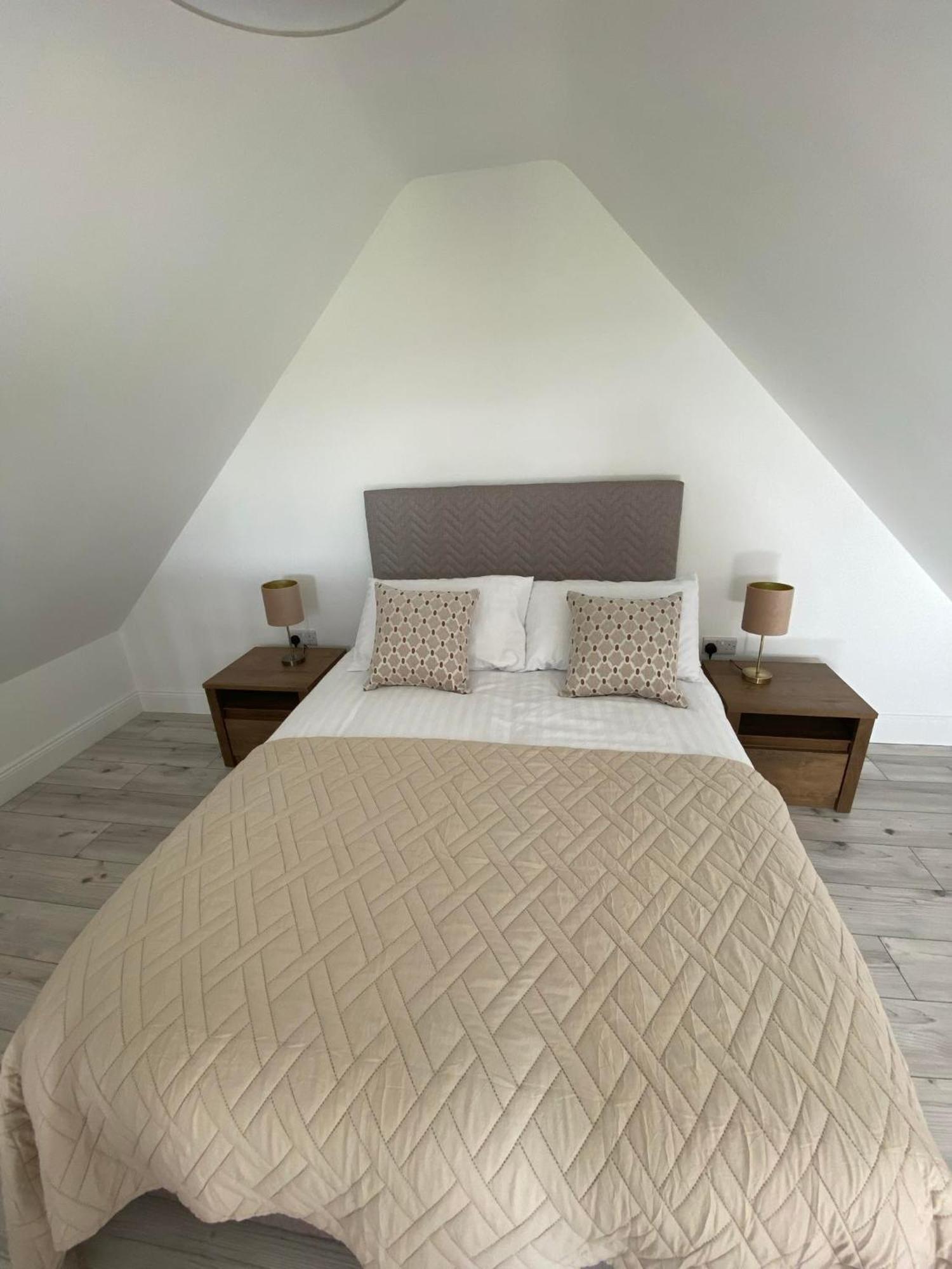 Hillview Apartment Bandon Bagian luar foto